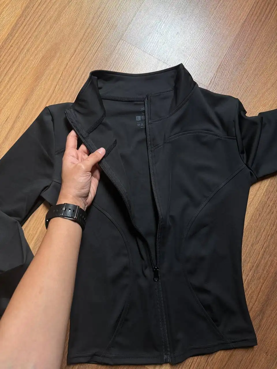 6 سویشرت بلک